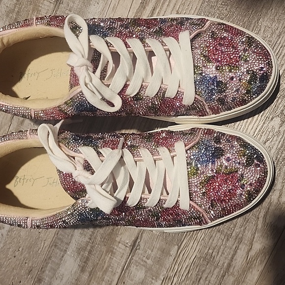Betsey Johnson sneakers - Picture 2 of 14